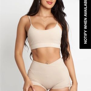 Pcheebum nude scrunch tie shorts
